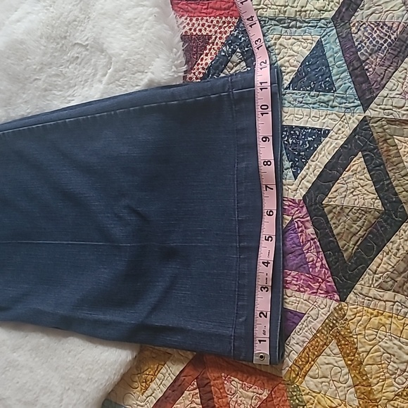 Kenneth Cole Reaction Blue Denim Y2K Style Flare Jeans Size 8 - Picture 12 of 13